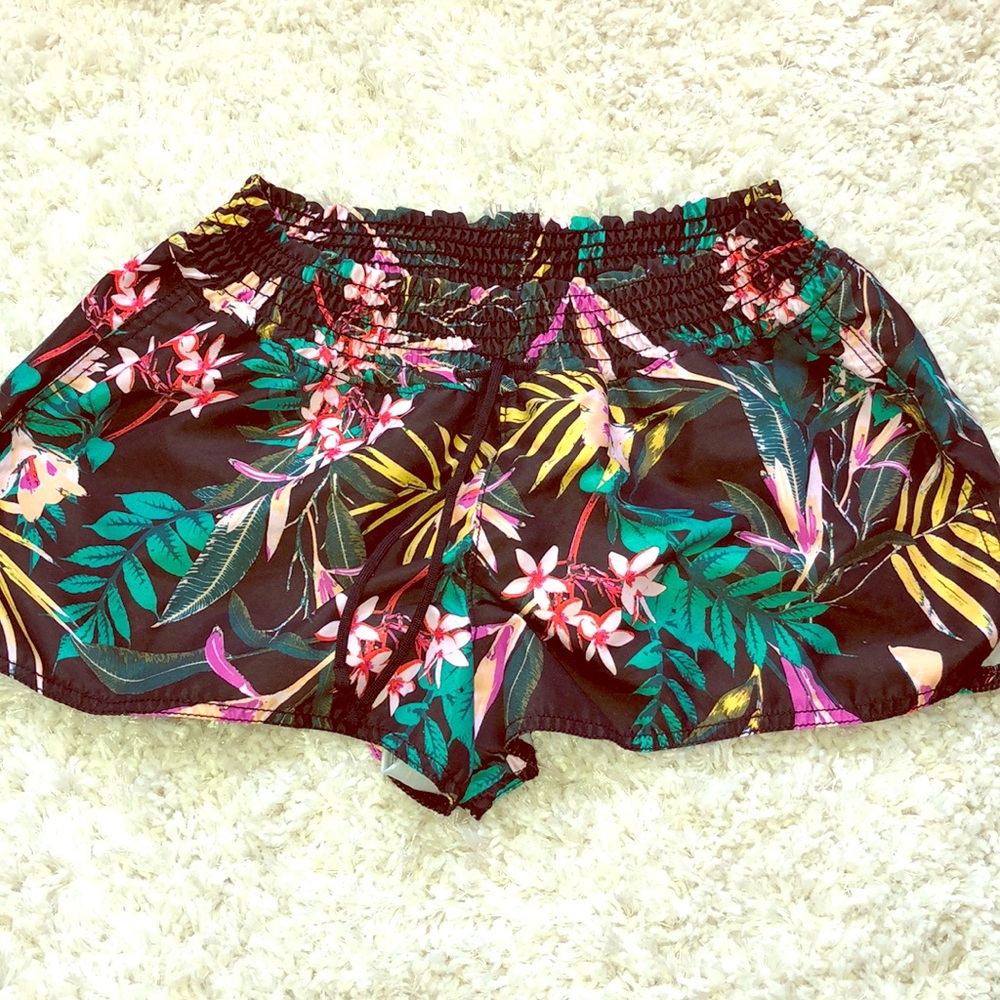 Old Navy Shorts 🔥